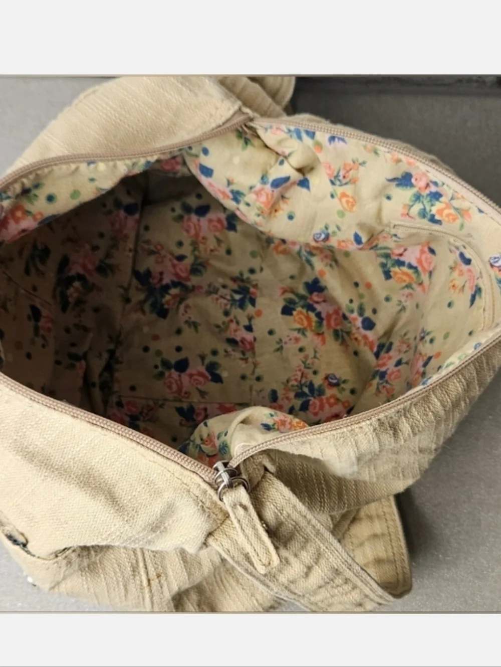 Vintage Levi’s Beige Canvas Shoulder Bag Floral Lined Y2K Hobo Purse